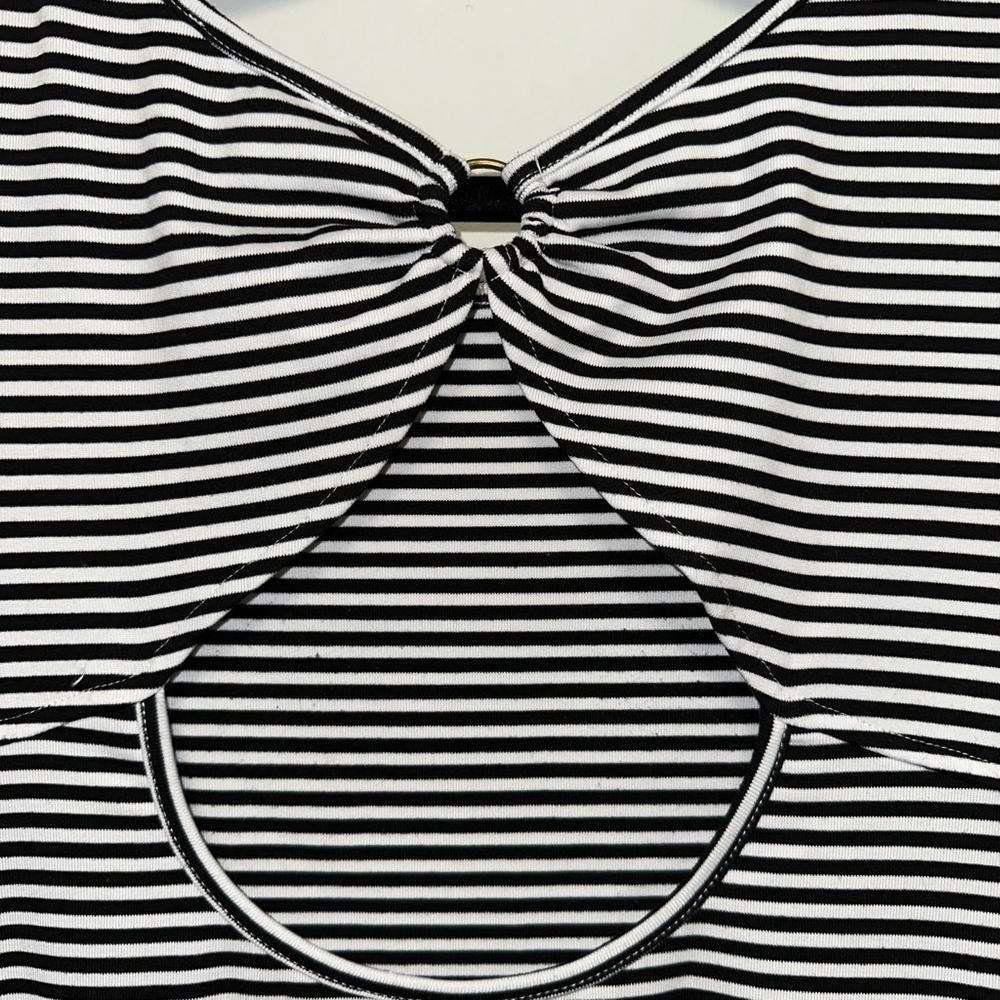 Women's Very J Dress Size S Black White Striped - Picture 8 of 9